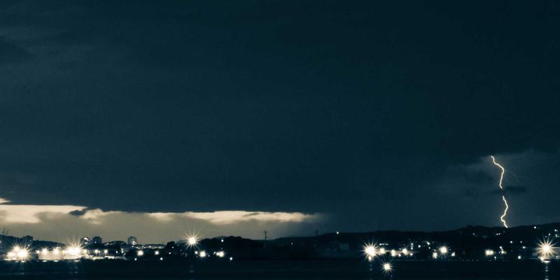 开发工具与网络技术进阶指南：高效技术网站资源全解析